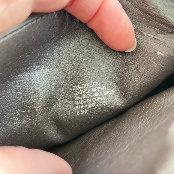 B. Makowsky | Women’s Brown Suede Addison Ankle Booties Boots Wedge Heel Pull-On - Picture 7 of 11